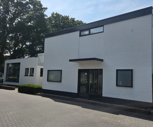 PHOTO-2025-08-16-11-47-28(8)